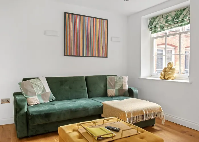 Luxury 1 Bedroom Lace Market Apartment
